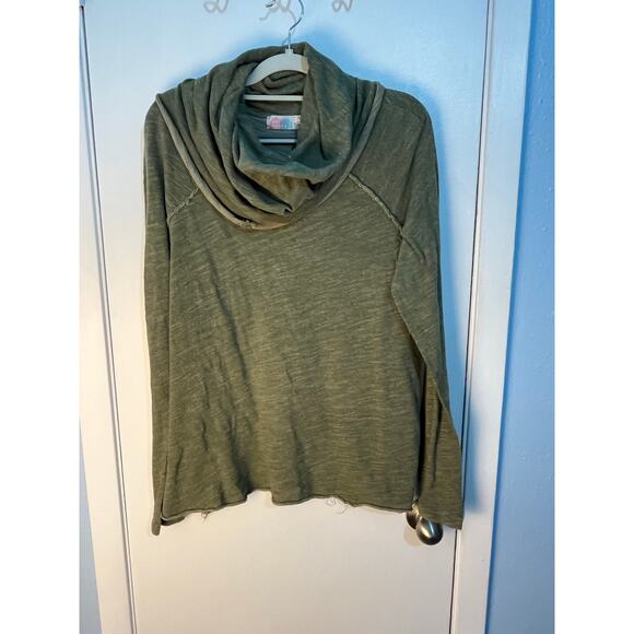 Free People FP Beach Large Green Grunge Raw Seams Boho Distressed - Picture 2 of 9